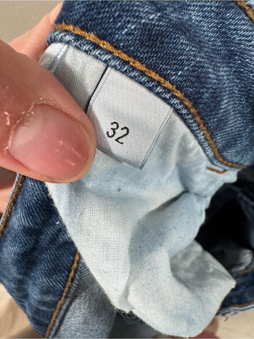 Vervet Boyfriend Distressed Jeans 32x26 - Picture 6 of 9